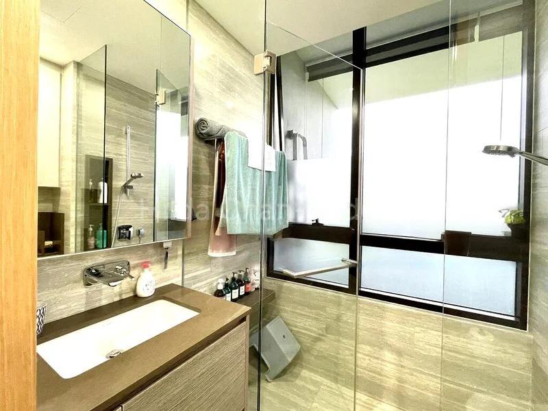 2 Bed Condo for Rent in  The Crest - Image 3